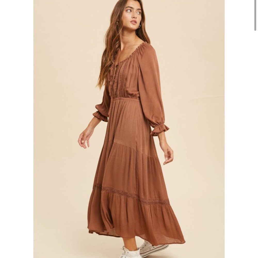 In Loom Earthen Lace Midi Dress - Picture 6 of 7